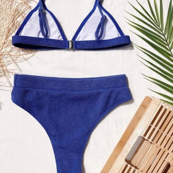 SHEIN triangle top, high waisted bikini - Picture 3 of 5